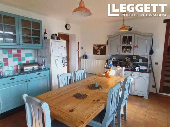 Image No.6-6 Bed Land for sale