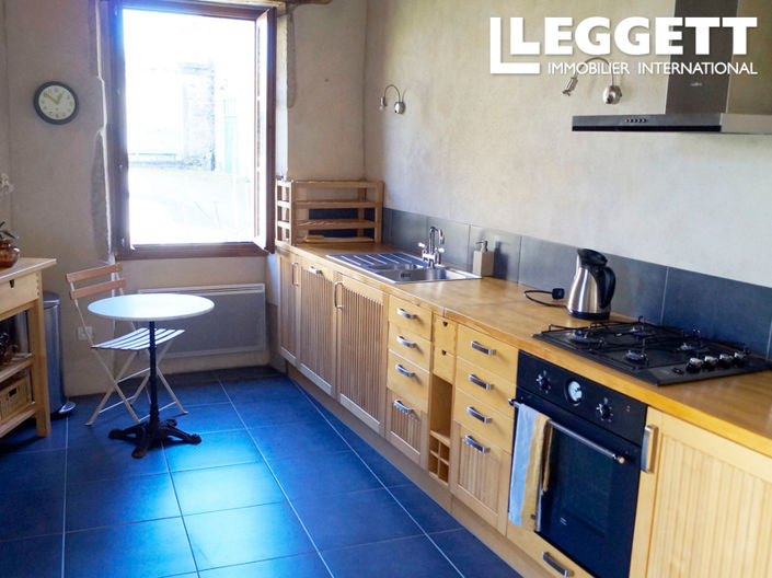 Image No.5-2 Bed House for sale