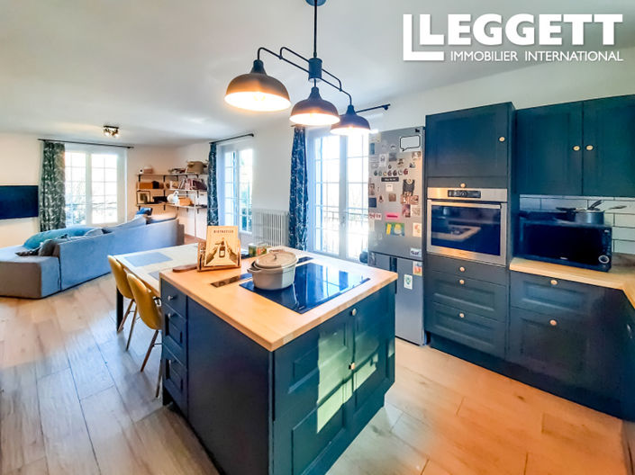 Image No.3-6 Bed House for sale