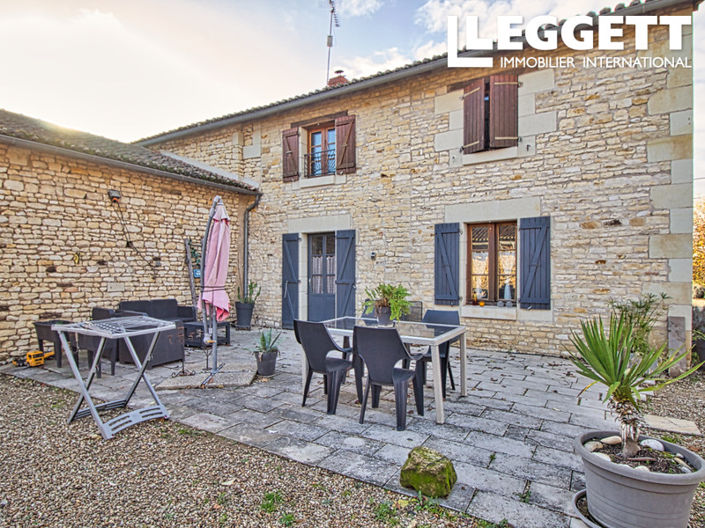 Image No.2-3 Bed House for sale