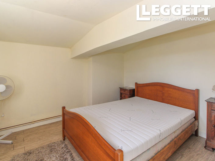 Image No.6-3 Bed House for sale