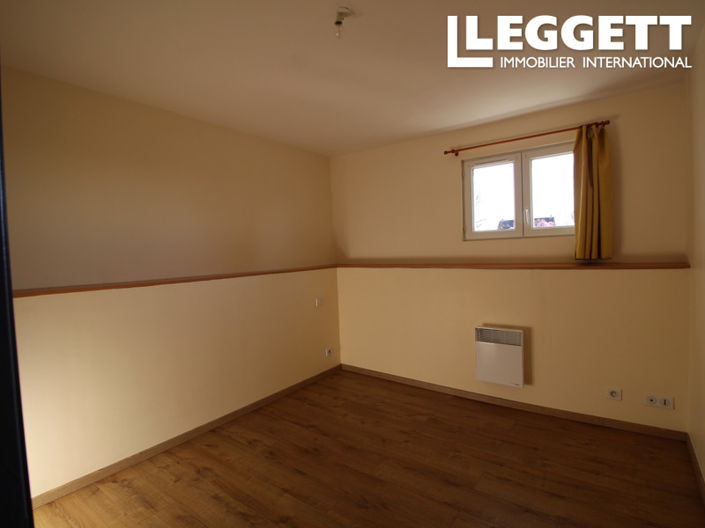 Image No.6-2 Bed House for sale