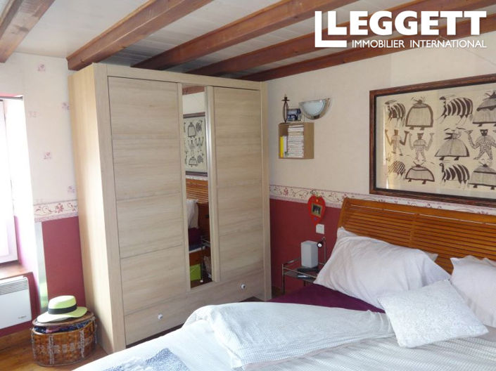 Image No.8-3 Bed House for sale