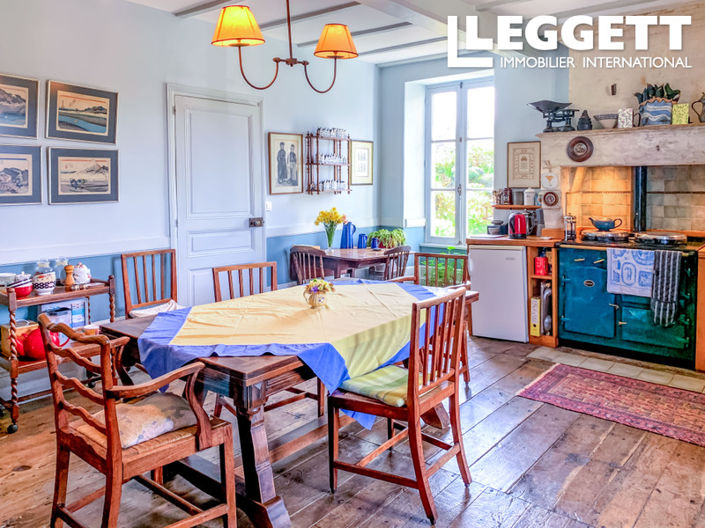 Image No.7-5 Bed House for sale