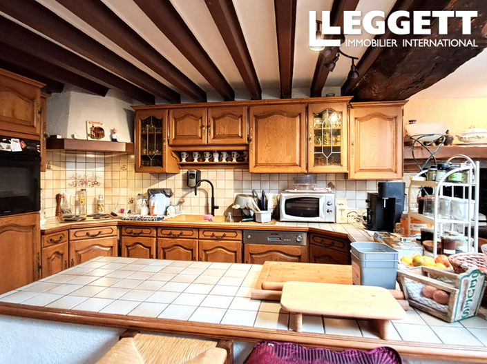 Image No.4-6 Bed House for sale