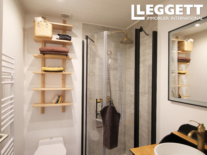 Image No.9-2 Bed House for sale