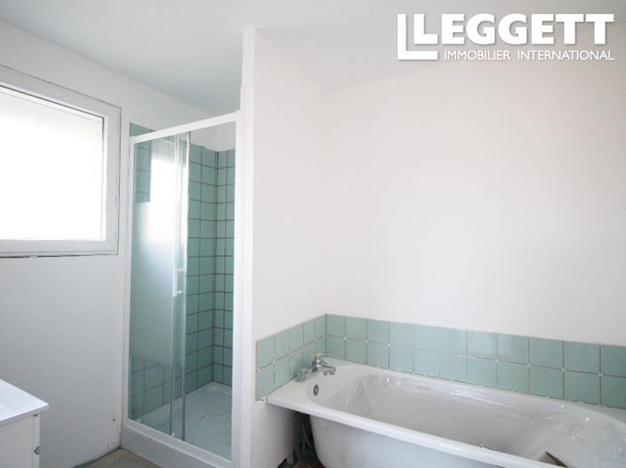 Image No.10-4 Bed House for sale