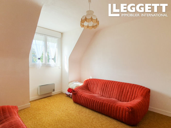 Image No.10-5 Bed House for sale