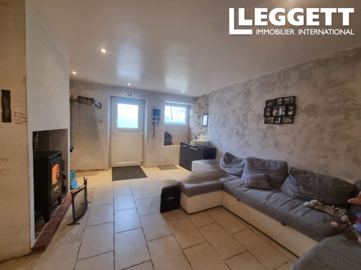 Image No.6-3 Bed House for sale