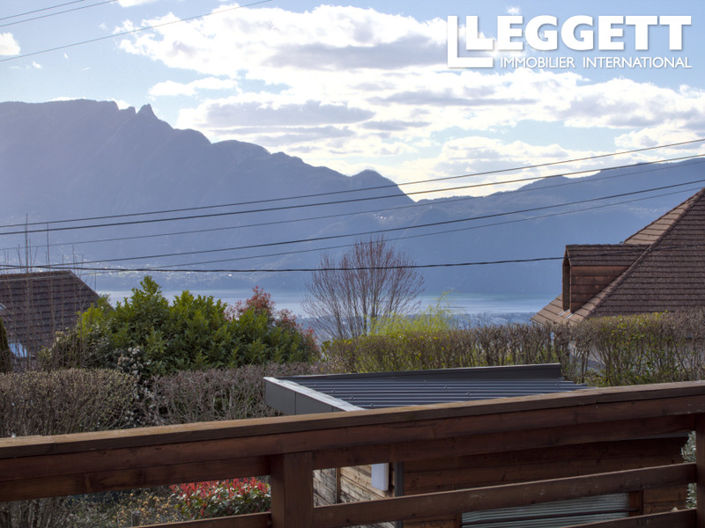 Image No.9-3 Bed House for sale