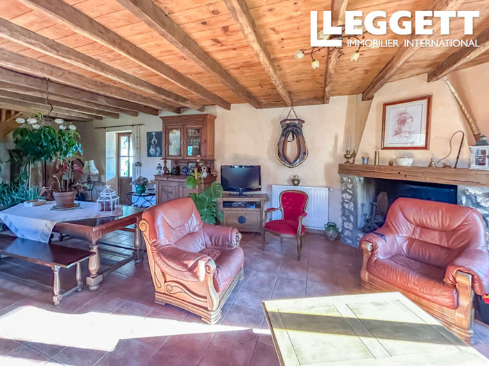 Image No.5-6 Bed House for sale