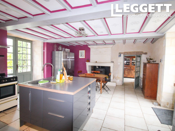 Image No.3-4 Bed House for sale