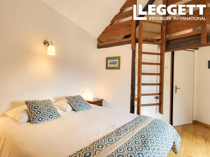 Image No.7-12 Bed Commercial for sale