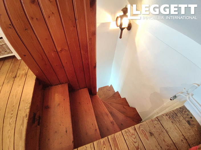 Image No.7-4 Bed House for sale