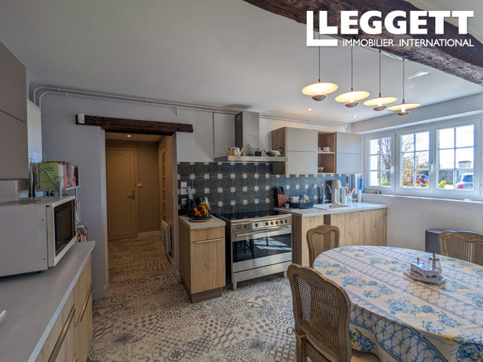 Image No.4-5 Bed House for sale