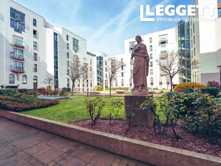 Image No.3-3 Bed Apartment for sale