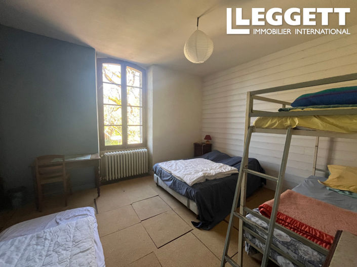 Image No.6-4 Bed House for sale