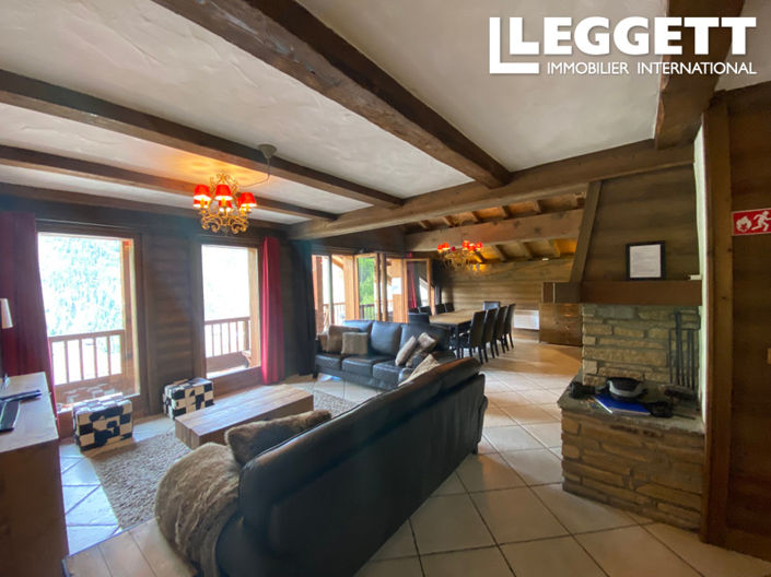 Image No.7-5 Bed House for sale