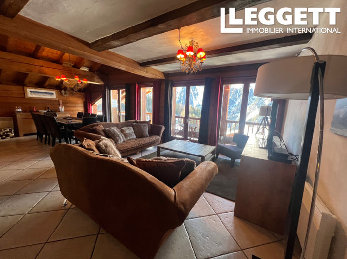 Image No.4-5 Bed House for sale