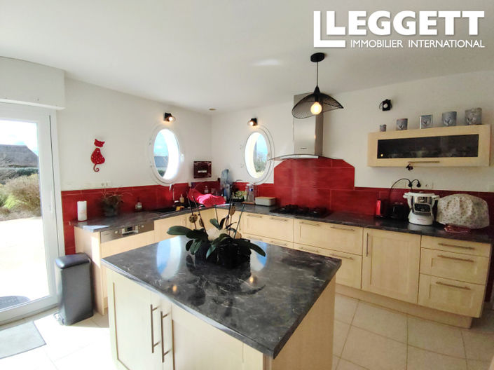 Image No.5-4 Bed House for sale