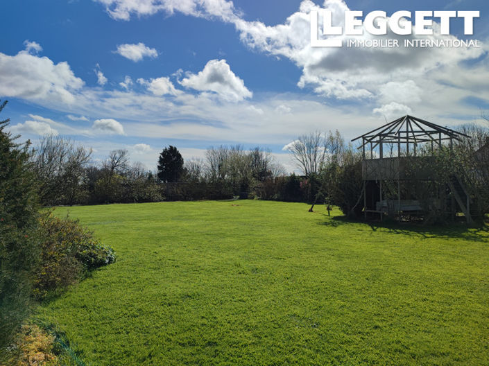 Image No.8-4 Bed House for sale