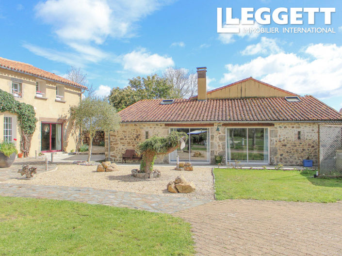 Image No.10-5 Bed House for sale