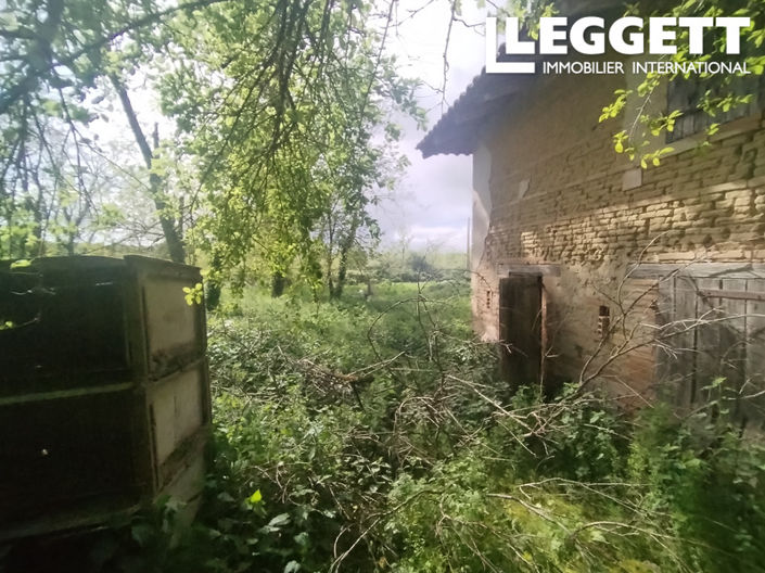 Image No.8-5 Bed House for sale