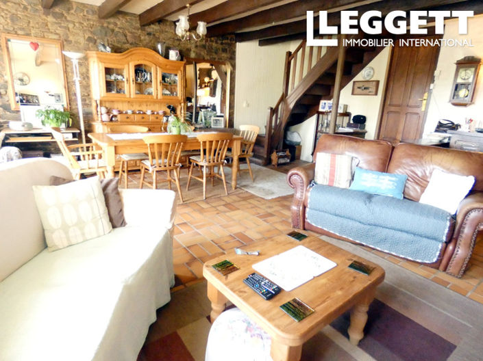 Image No.2-4 Bed House for sale