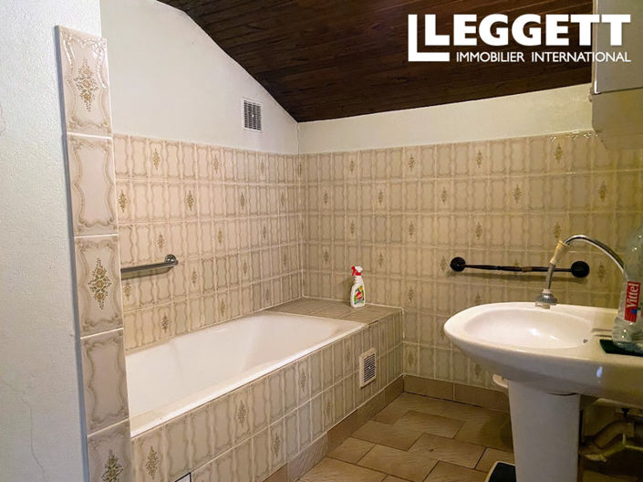 Image No.7-1 Bed House for sale