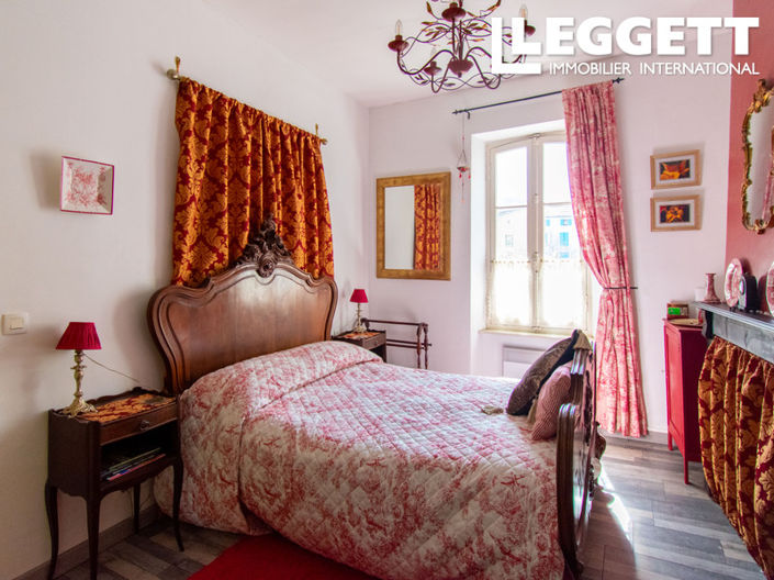 Image No.4-3 Bed House for sale