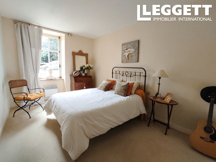 Image No.9-4 Bed House for sale