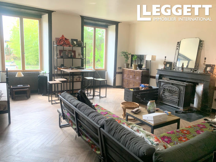 Image No.2-4 Bed House for sale