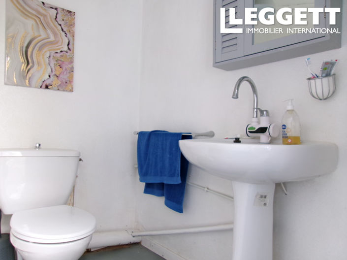 Image No.10-2 Bed House for sale