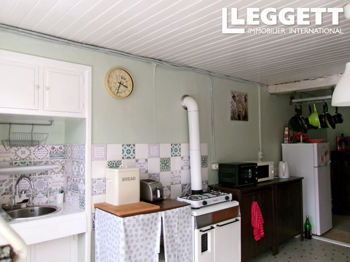 Image No.4-2 Bed House for sale