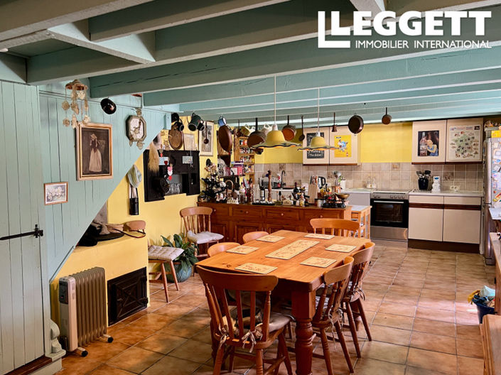 Image No.2-4 Bed House for sale