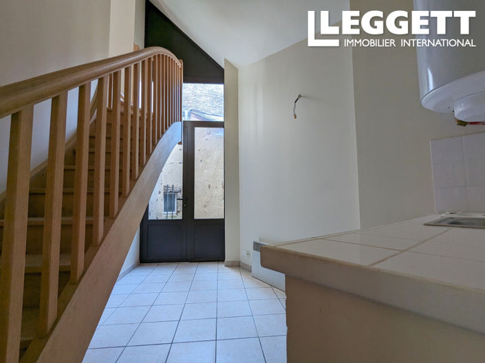 Image No.6-2 Bed House for sale