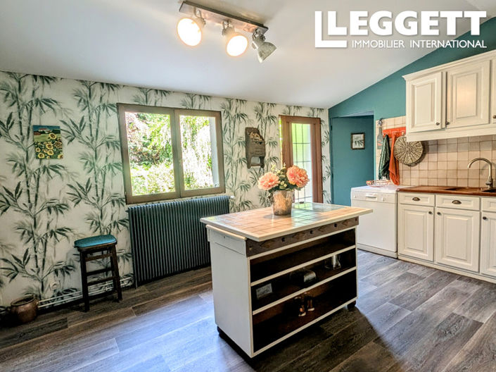 Image No.7-4 Bed House for sale