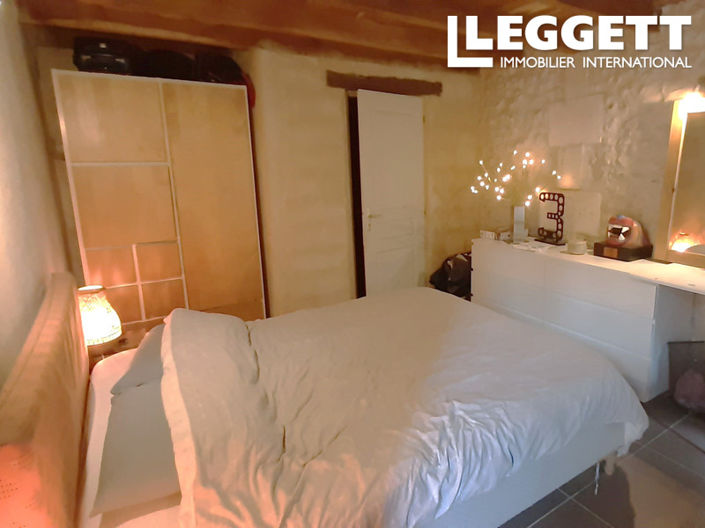 Image No.5-4 Bed House for sale