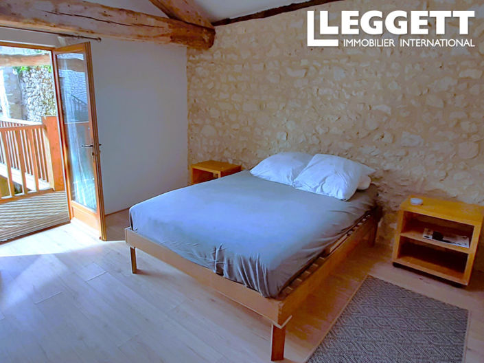 Image No.6-4 Bed House for sale