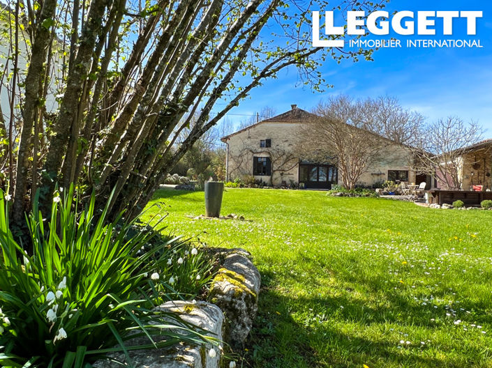 Image No.10-5 Bed House for sale