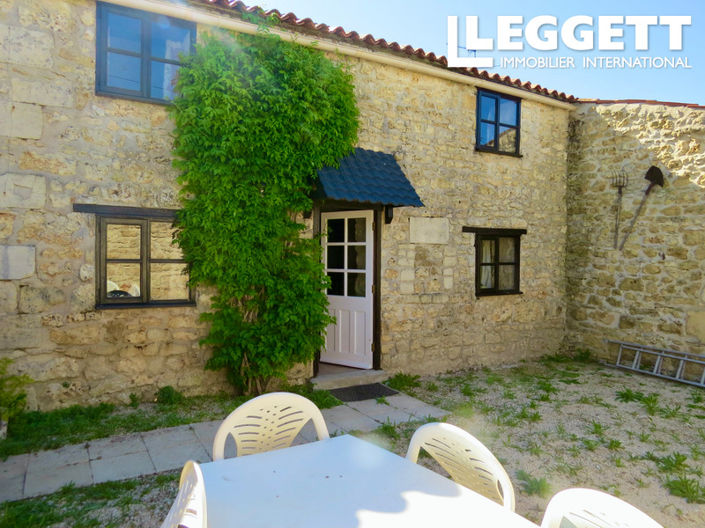 Image No.4-8 Bed House for sale