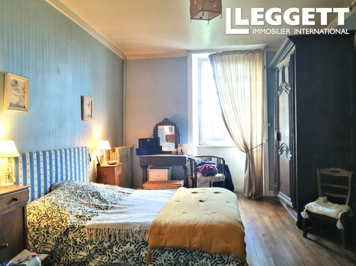 Image No.5-4 Bed House for sale