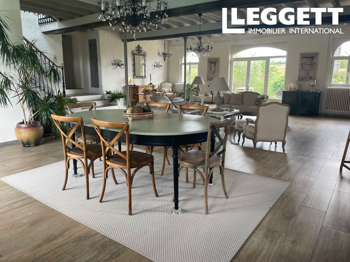 Image No.6-11 Bed House for sale