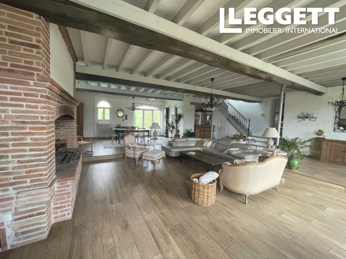 Image No.8-11 Bed House for sale