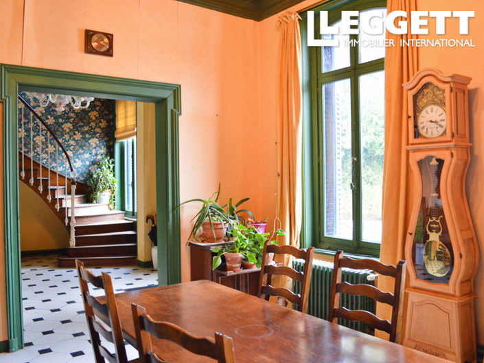 Image No.4-8 Bed House for sale