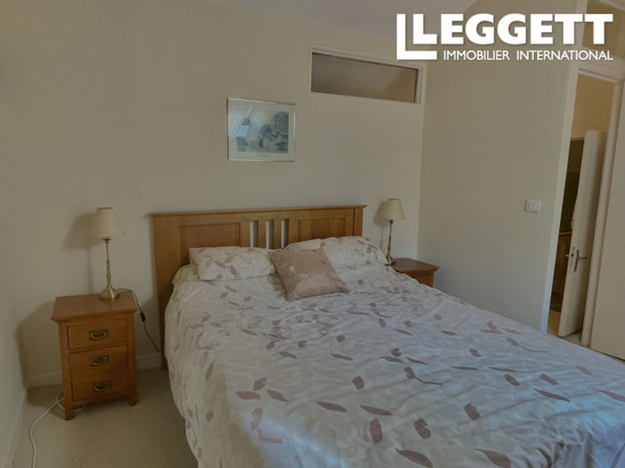 Image No.5-5 Bed House for sale