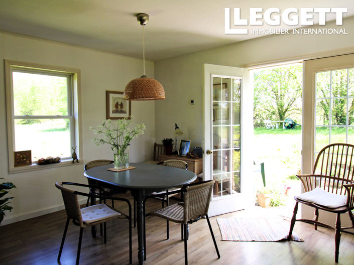 Image No.6-3 Bed House for sale