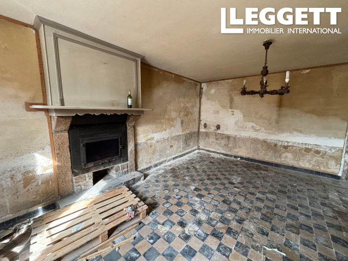 Image No.5-2 Bed House for sale