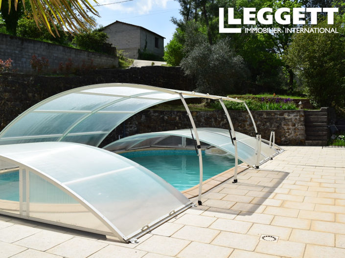 Image No.10-6 Bed House for sale