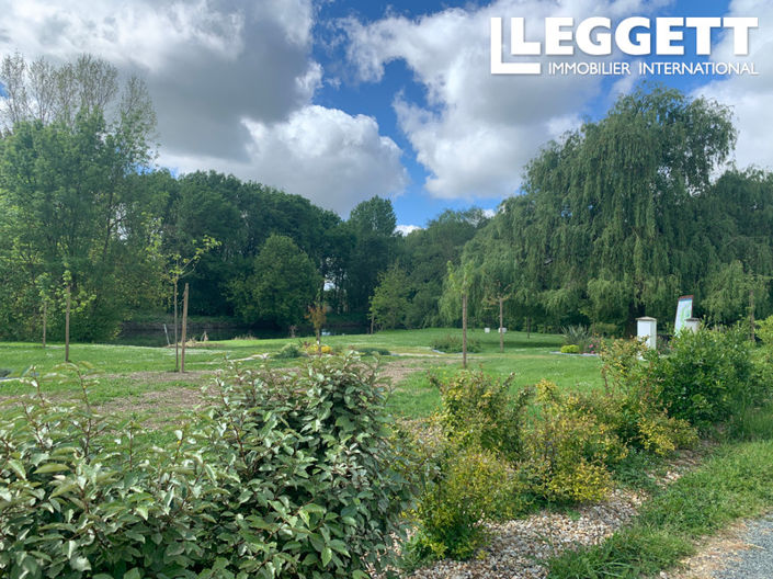 Image No.9-Bar for sale